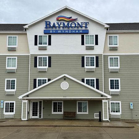 فندق Baymont By Wyndham ديكينسون المظهر الخارجي الصورة