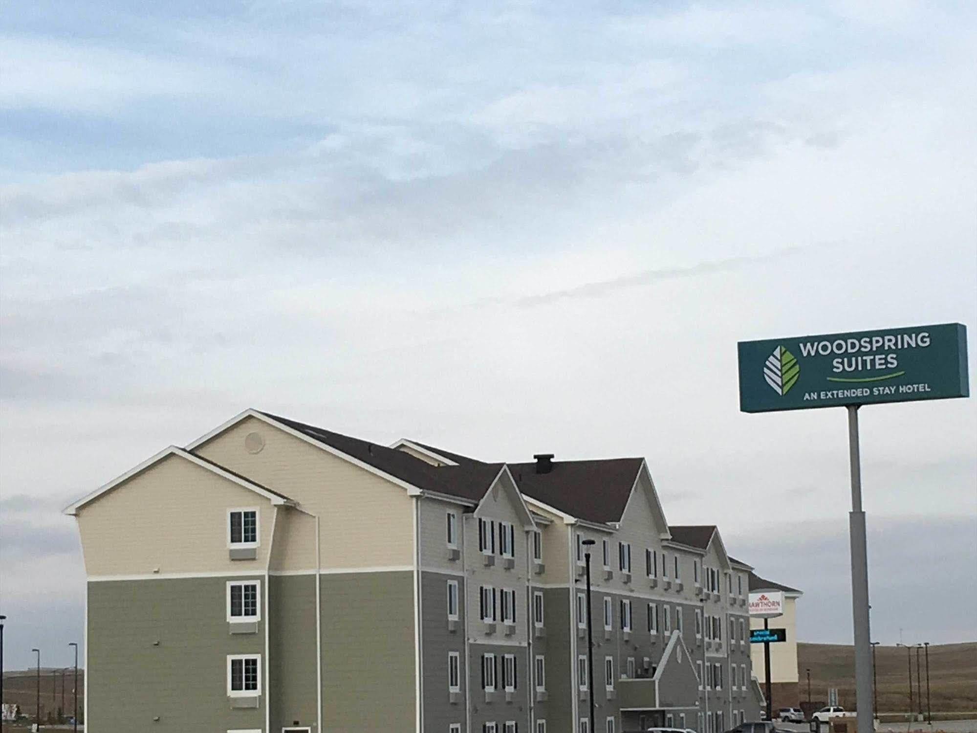 فندق Baymont By Wyndham ديكينسون المظهر الخارجي الصورة